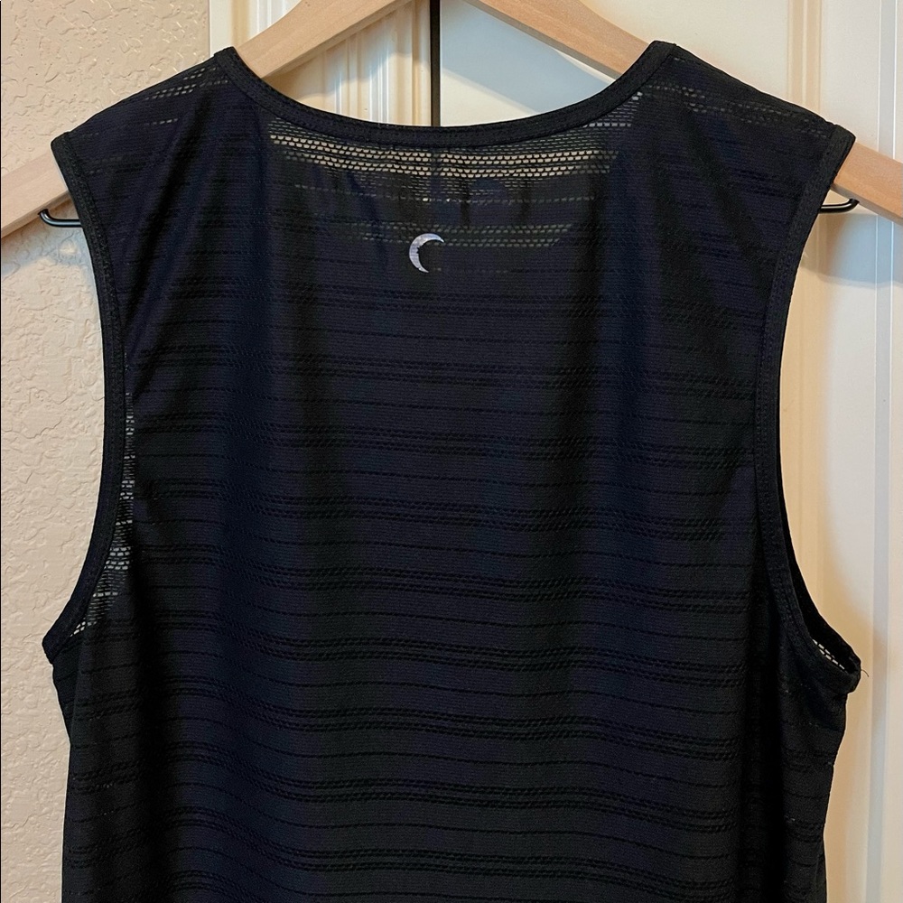SOLD 🚫Zyia Black Luxe Muscle Tank - Picture 7 of 8